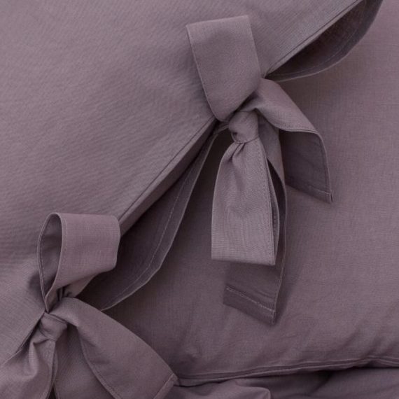 Tie-detail Cover Set